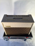 Vox AC15HW1X - (Usado - Demo) - Amplificador Combo de Bulbos - 15-Watts - Cableado a Mano - con Altavoz Alnico Blue 1x12"